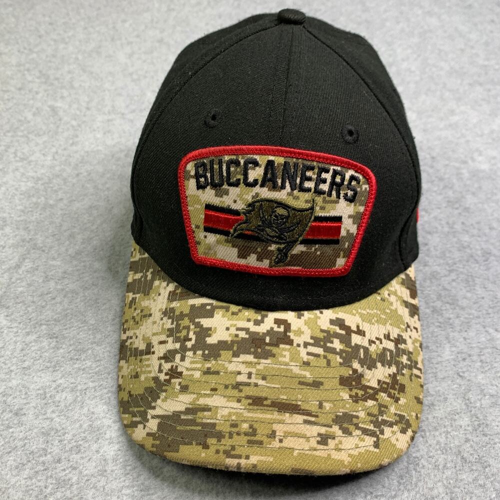 Tampa Bay Buccaneers Hat Cap New Era Small Medium Flex Black Military Camo